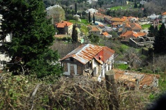 Καρυές